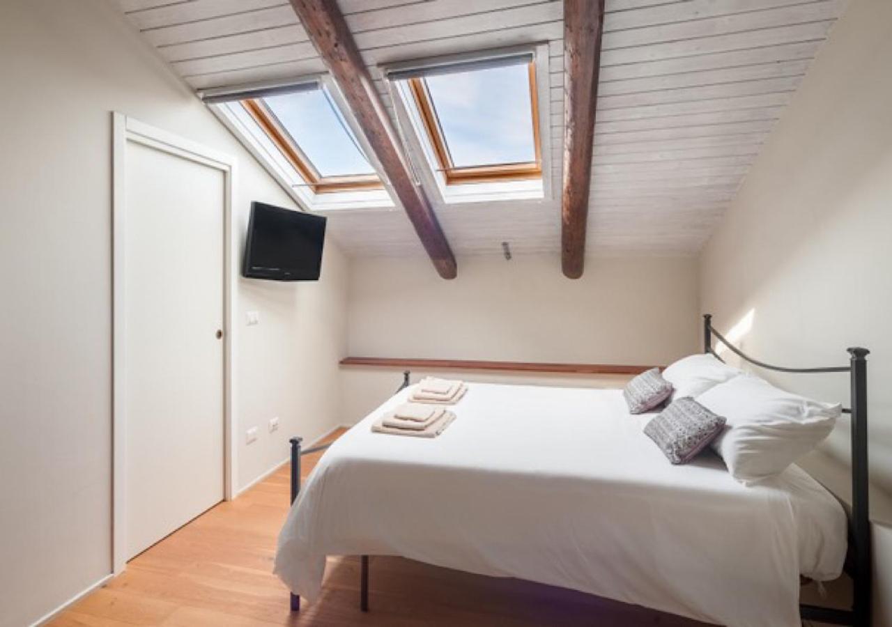 Apartmán Charming Loft Golf Club Barolo Novello Exteriér fotografie